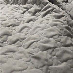 Meet your Posher, Amina